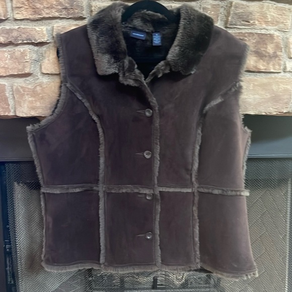 Westbound brown button down vest. Size XL - Picture 1 of 7